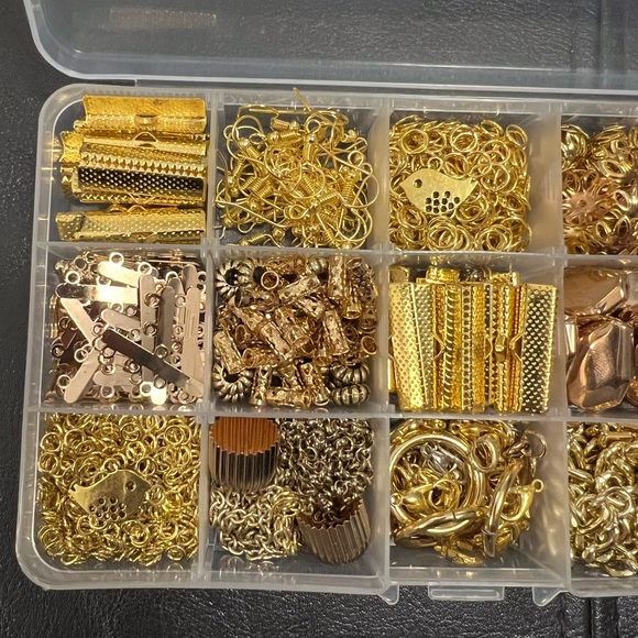 Craft Beads, GOLD DO-DADs & WHAT-NOTs, Jewelry Supplies, loose bulk beads - Picture 4 of 7